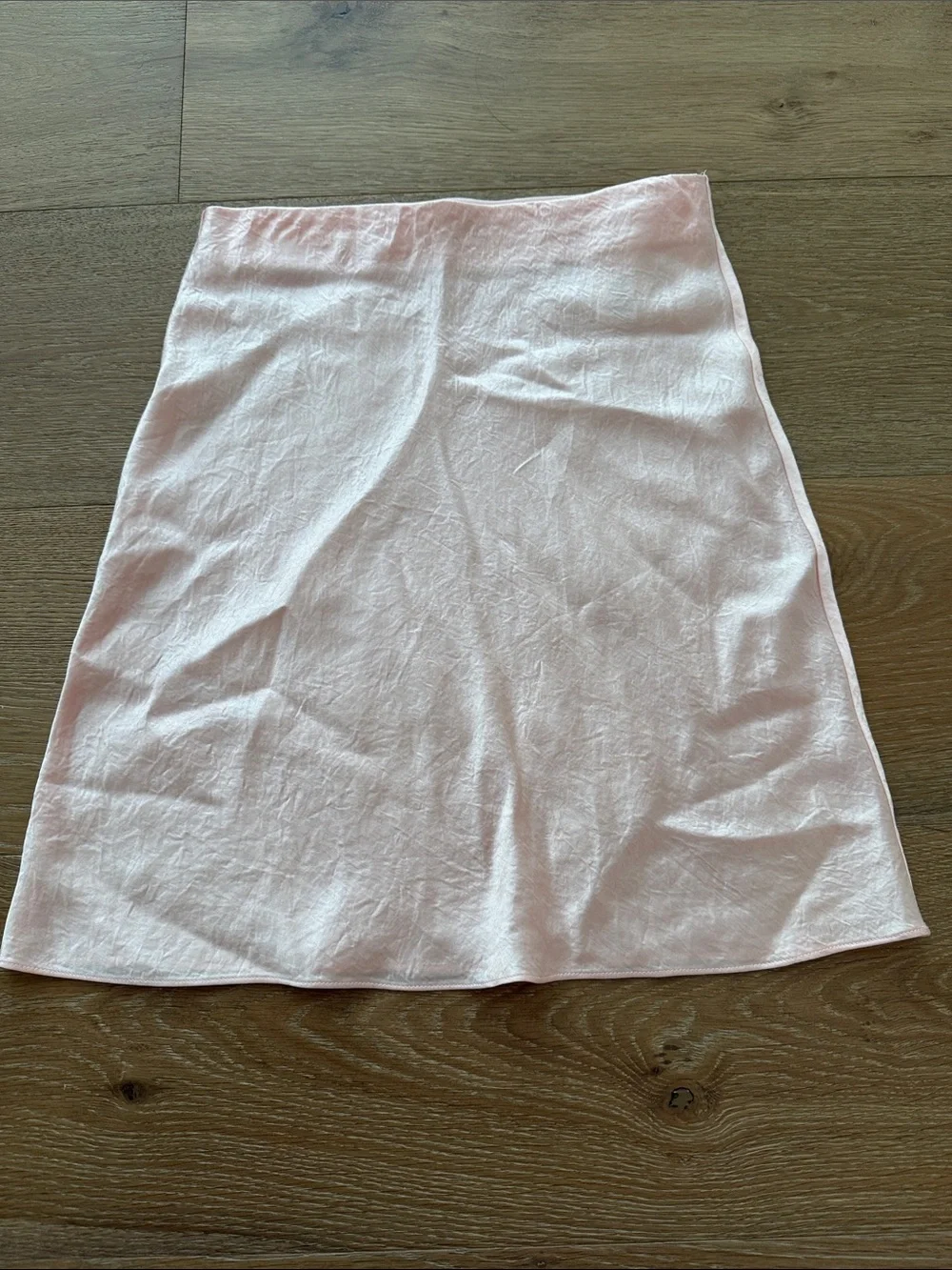 Aritzia Light Blush Satin Mini Skirt - Picture 2 of 3